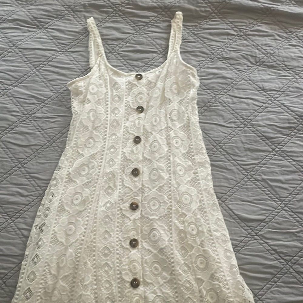 Short white dress